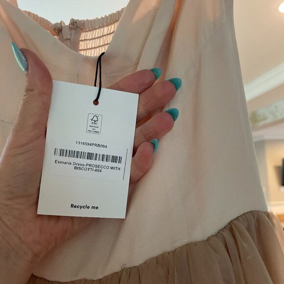 Reformation Esmarie Dress size 4 in Prosecco with Biscotti NWT - Picture 5 of 6